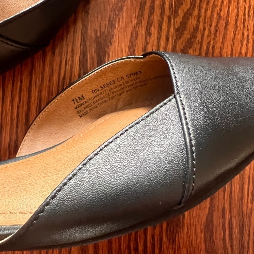 14th and Union Black Women's flat shoes with straps size 7.5 - Picture 6 of 6